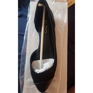 Aldo Black Flat shoe with leather tip